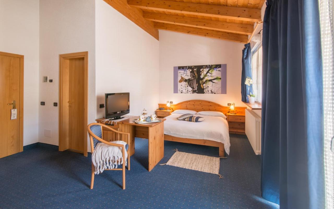Sport Hotel Alpina Мадезимо Экстерьер фото